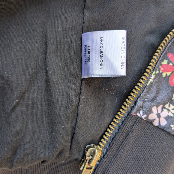 Silky Floral Bomber Jacket - Picture 7 of 10